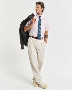 GANT<BR>
Short Sleeve Poplin Shirt<BR>
Blue, Pink<BR>