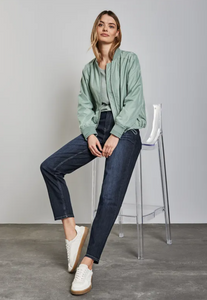 STREET ONE<BR>
Casual Fit Jeans<BR>
Denim<BR>