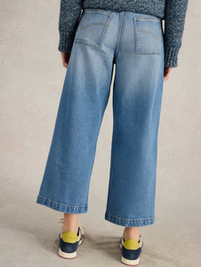 WHITE STUFF<BR>
Tia Crop Jeans<BR>
Blue, White<BR>