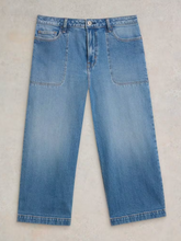 Load image into Gallery viewer, WHITE STUFF&lt;BR&gt;
Tia Crop Jeans&lt;BR&gt;
Blue, White&lt;BR&gt;

