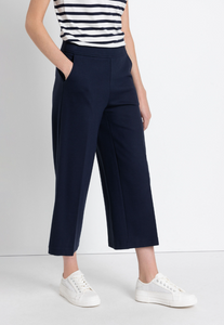 MORE AND MORE<BR>
Jersey Culottes<BR>
Navy<BR>