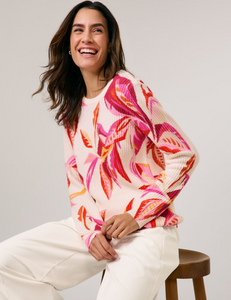 GERRY WEBER<BR>
Ripped Knit with Flower Pattern<BR>
Pink/White<BR>