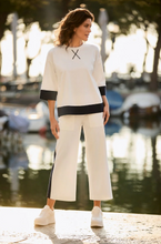 Load image into Gallery viewer, PERUZZI&lt;BR&gt;
Side Stripe Crop Trousers&lt;BR&gt;
Navy/Cream&lt;BR&gt;
