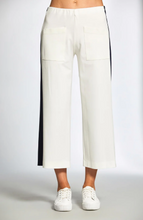 Load image into Gallery viewer, PERUZZI&lt;BR&gt;
Side Stripe Crop Trousers&lt;BR&gt;
Navy/Cream&lt;BR&gt;
