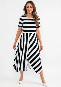 COCO DOLL<BR>
Hara Dress<BR>
Black, Cream<BR>