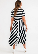 Load image into Gallery viewer, COCO DOLL&lt;BR&gt;
Hara Dress&lt;BR&gt;
Black, Cream&lt;BR&gt;
