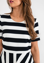 Load image into Gallery viewer, COCO DOLL&lt;BR&gt;
Hara Dress&lt;BR&gt;
Black, Cream&lt;BR&gt;

