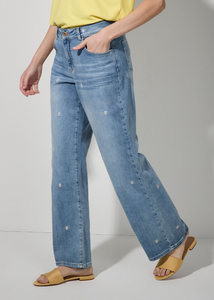 MORE AND MORE<BR>
Embroidered Jeans<BR>
Denim<BR>