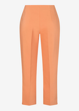 Load image into Gallery viewer, MORE AND MORE&lt;BR.
Cropped Stretch Trousers&lt;BR&gt;
Melon&lt;BR&gt;
