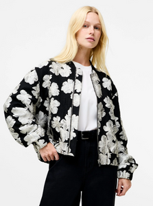 FRENCH CONNECTION<BR>
Lora Jacquard Jacket<BR>
Black/White<BR>