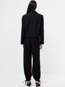 FRENCH CONNECTION<BR>
Vinnie Tailored Jacket<BR>
Black<BR>