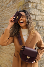 Load image into Gallery viewer, LUELLA GREY&lt;BR&gt;
Venetia Handbag&lt;BR&gt;
Cherry&lt;BR&gt;
