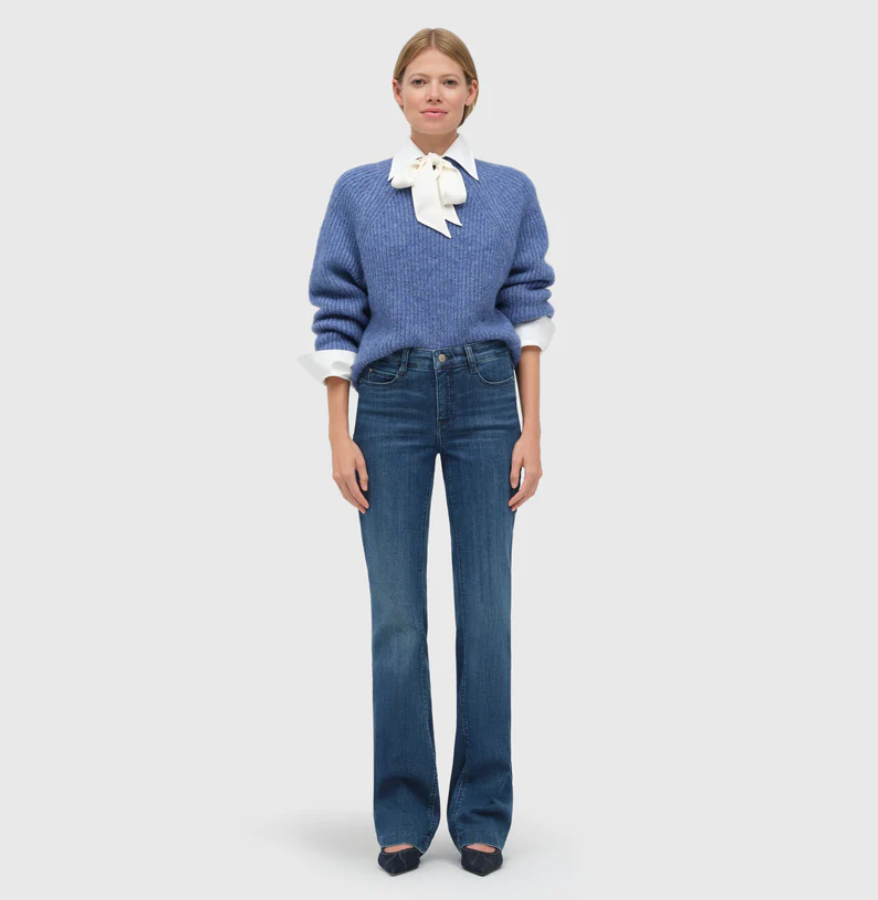 MAC JEANS<BR>
Dream Bootcut Jeans<BR>
574<BR>