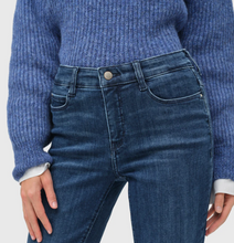Load image into Gallery viewer, MAC JEANS&lt;BR&gt;
Dream Bootcut Jeans&lt;BR&gt;
574&lt;BR&gt;
