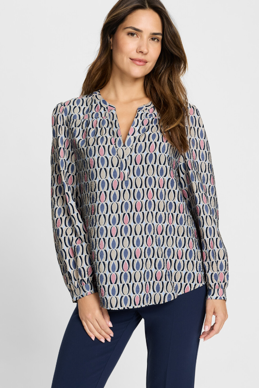 OLSEN<BR>
Tunic Neck Blouse<BR>
Blue/Pink<BR>