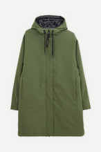 Load image into Gallery viewer, TANTA RAINWEAR&lt;BR&gt;
Oluja Outer Jacket&lt;BR&gt;
Green&lt;BR&gt;
