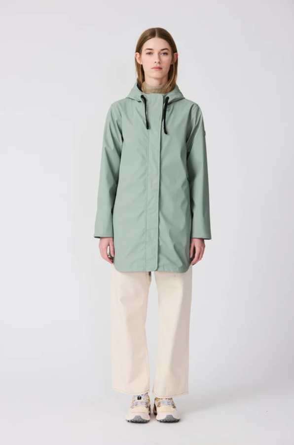 TANTA RAINWEAR<BR>
Snow Outer Jacket<BR>
Iceberg, Koi Orange<BR>