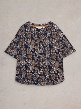 Load image into Gallery viewer, WHITE STUFF&lt;BR&gt;
Weaver Tee&lt;BR&gt;
Navy Print&lt;BR&gt;

