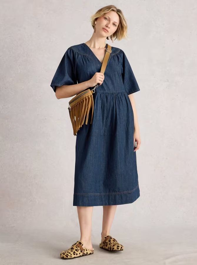WHITE STUFF<BR>
Leo Denim Dress<BR>
Denim Blue<BR>