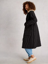 Load image into Gallery viewer, WHITE STUFF<BR>
Nolan Quilted Coat<BR>
Black<BR>
