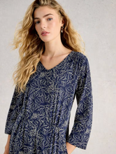 Load image into Gallery viewer, WHITE STUFF&lt;BR&gt;
Tallie Jersey V Neck Dress&lt;BR&gt;
Navy Print&lt;BR&gt;

