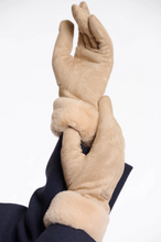 Load image into Gallery viewer, RINO AND PELLE&lt;BR&gt;
Danzo Gloves&lt;BR&gt;
Beige, Black&lt;BR&gt;
