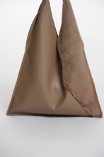Load image into Gallery viewer, RINO AND PELLE&lt;BR&gt;
Soraya Faux Fur Bag&lt;BR&gt;
Toffee&lt;BR&gt;
