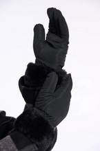Load image into Gallery viewer, RINO AND PELLE&lt;BR&gt;
Omaire Gloves&lt;BR&gt;
Black&lt;BR&gt;
