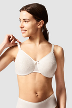 Load image into Gallery viewer, CHANTELLE<BR>
Manifique Covering Molded Bra<BR>
Skin, Black and Ivory<BR>
