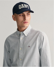 Load image into Gallery viewer, GANT<BR>
Slimfit Banker Stripe Classic Oxford Shirt<BR>
Green, Plum<BR>
