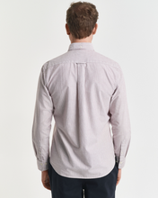 Load image into Gallery viewer, GANT<BR>
Slimfit Banker Stripe Classic Oxford Shirt<BR>
Green, Plum<BR>
