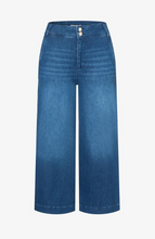 Load image into Gallery viewer, MORE AND MORE<BR>
Culotte Jeans<BR>
Blue<BR>
