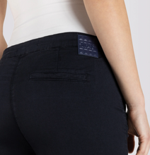 Load image into Gallery viewer, MAC JEANS<BR>
Chino Turn Up Women's Pants<BR>
Ivory, Navy<BR>
