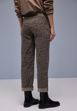 Load image into Gallery viewer, STREET ONE<BR>
Straight Leg Jeans<BR>
Leo Print<BR>
