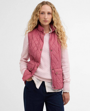 Load image into Gallery viewer, BARBOUR<BR>
Otterburn Gilet<BR>
Pink<BR>
