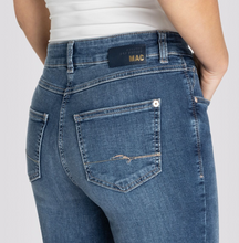 Load image into Gallery viewer, MAC JEANS<BR>
Melanie Straight Jeans<BR>
Blue<BR>
