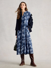 Load image into Gallery viewer, WHITE STUFF<BR>
Tabitha Jersey Dress<BR>
Blue Print<BR>
