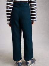 Load image into Gallery viewer, WHITE STUFF<BR>
Tia Linen Crop Trousers<BR>
Navy<BR>
