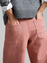 Load image into Gallery viewer, WHITE STUFF<BR>
Tia Wide Leg Crop Jeans<BR>
Blue, DustPink<BR>
