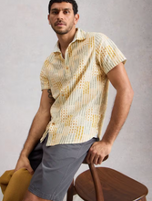 Load image into Gallery viewer, WHITE STUFF<BR>
Finsbury Short Sleeve Patch Shirt<BR>
Yellow<BR>
