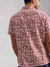 Load image into Gallery viewer, WHITE STUFF<BR>
Finsbury Short Sleeve Shirt<BR>
Red<BR>

