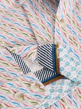 Load image into Gallery viewer, WHITE STUFF<BR>
Salcombe Long Sleeve Fish Shirt<BR>
White Print<BR>
