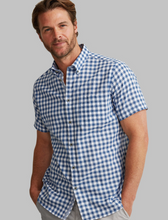 Load image into Gallery viewer, VEDONEIRE<BR>
Short Sleeve Linen Shirt<BR>
Olive, Sky<BR>
