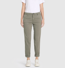 Load image into Gallery viewer, MAC JEANS<BR>
Chino Turn Up Women's Pants<BR>
Ivory, Navy<BR>
