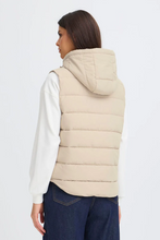 Load image into Gallery viewer, FRANSA<BR>
Beki Padded Gilet<BR>
Sand<BR>
