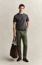 Load image into Gallery viewer, GANT<BR>
Slimfit Smart Chinos<BR>
