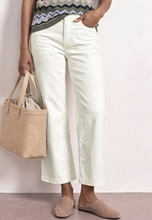 Load image into Gallery viewer, STREET ONE<BR>
Cropped Leg Wide Jeans<BR>
Off White<BR>
