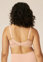 Load image into Gallery viewer, NATURANA<BR>
Non Wire Minimizer Bra<BR>
Salmon<BR>
