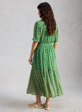 Load image into Gallery viewer, WHITE STUFF<BR>
Yuki Midi Dress<BR>
Green<BR>
