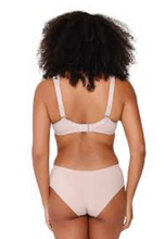 Load image into Gallery viewer, LINGADORE<BR>
Lace Wire Bra<BR>
Shadow Grey<BR>
